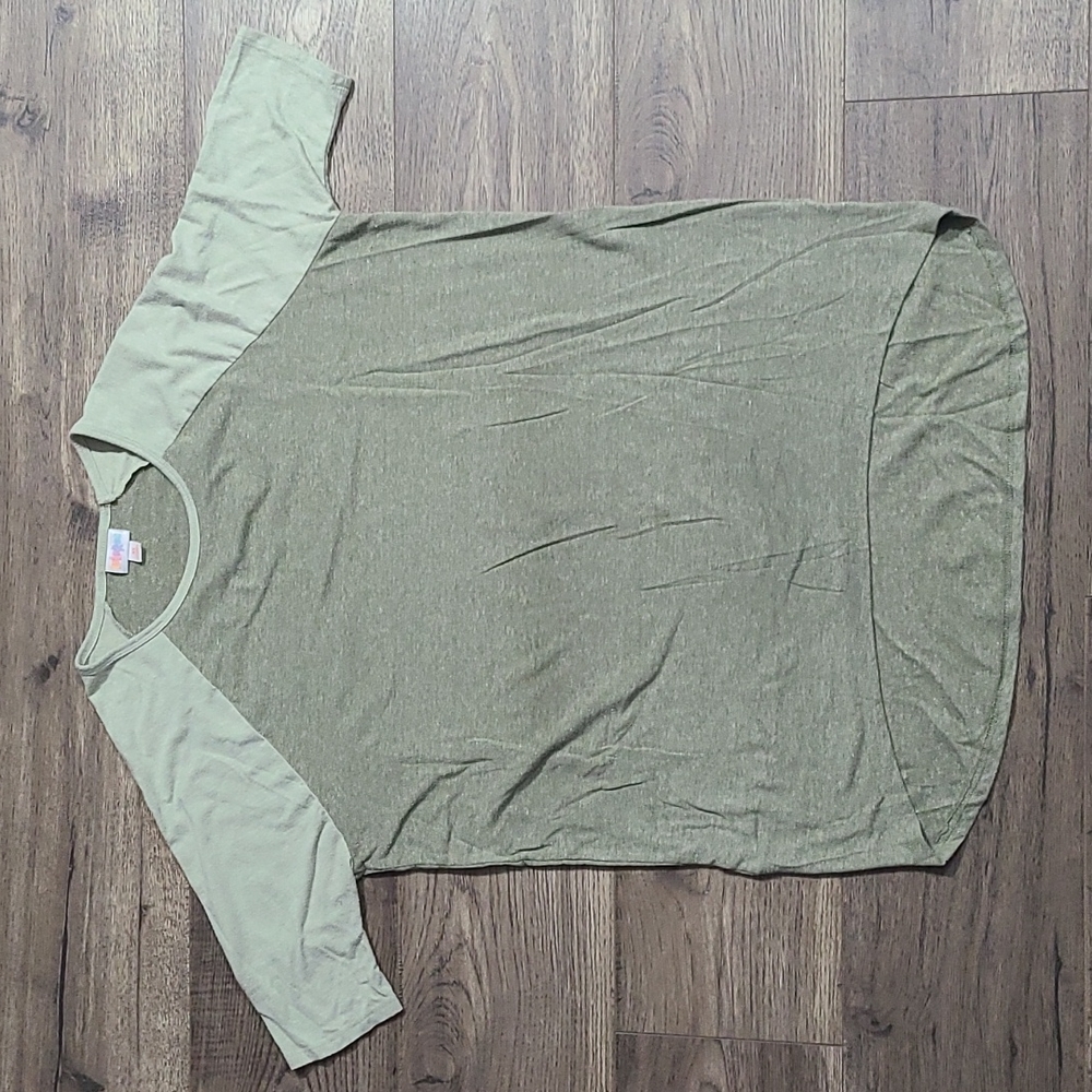 Heathered Sage XS LuLaRoe Irma